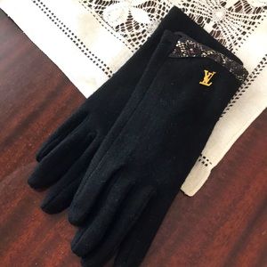 Vintage yves saint laurent wool gloves